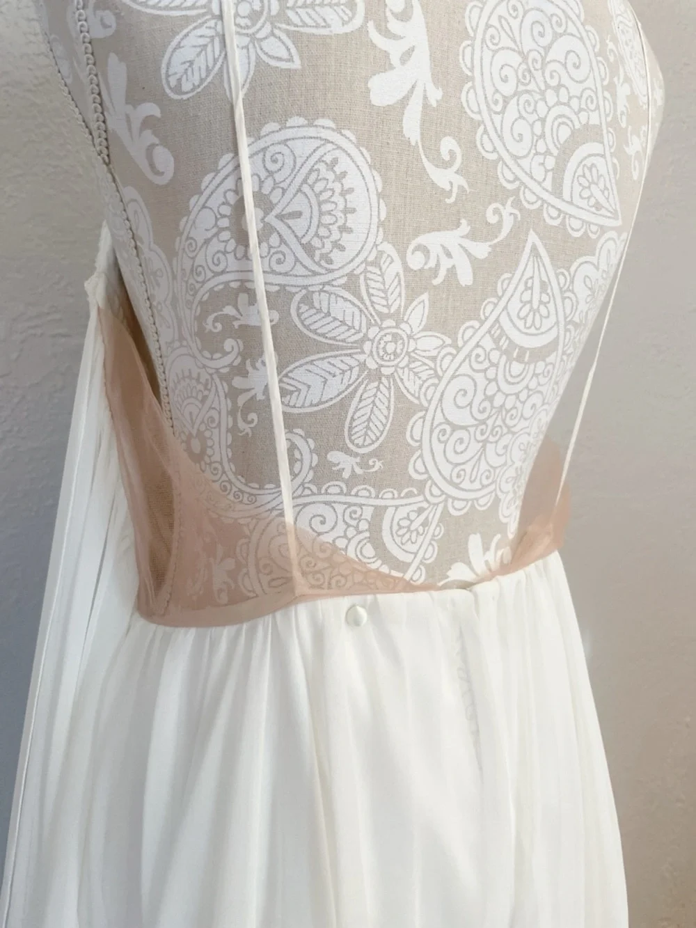 Truvelle Beaded Wedding Gown Size 14 Ivory Boho Lace Dress 30” waist - Like New - Picture 10 of 15